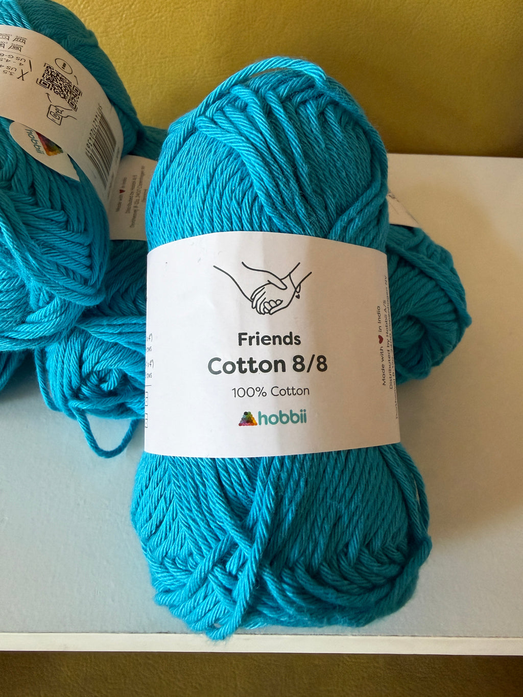 Hobbii Friends Cotton 8/8 - Destash